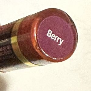 Limited edition Berry lipstick LipSense by SeneGence